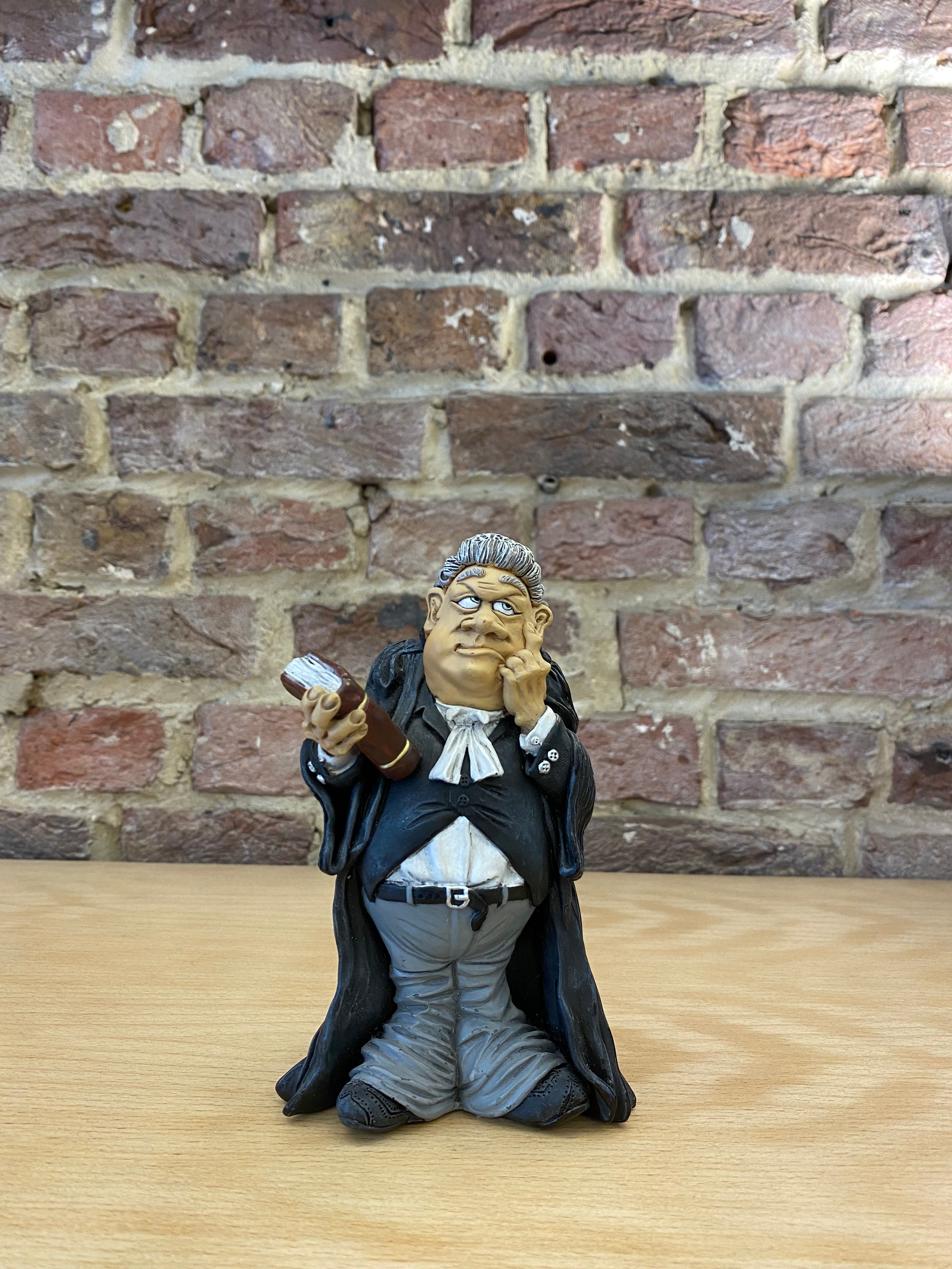 Old lawyer (15cm)