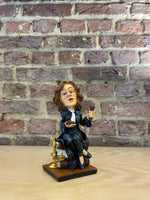 Afbeelding in Gallery-weergave laden, Lady Lawyer Stratford (15,5 cm)
